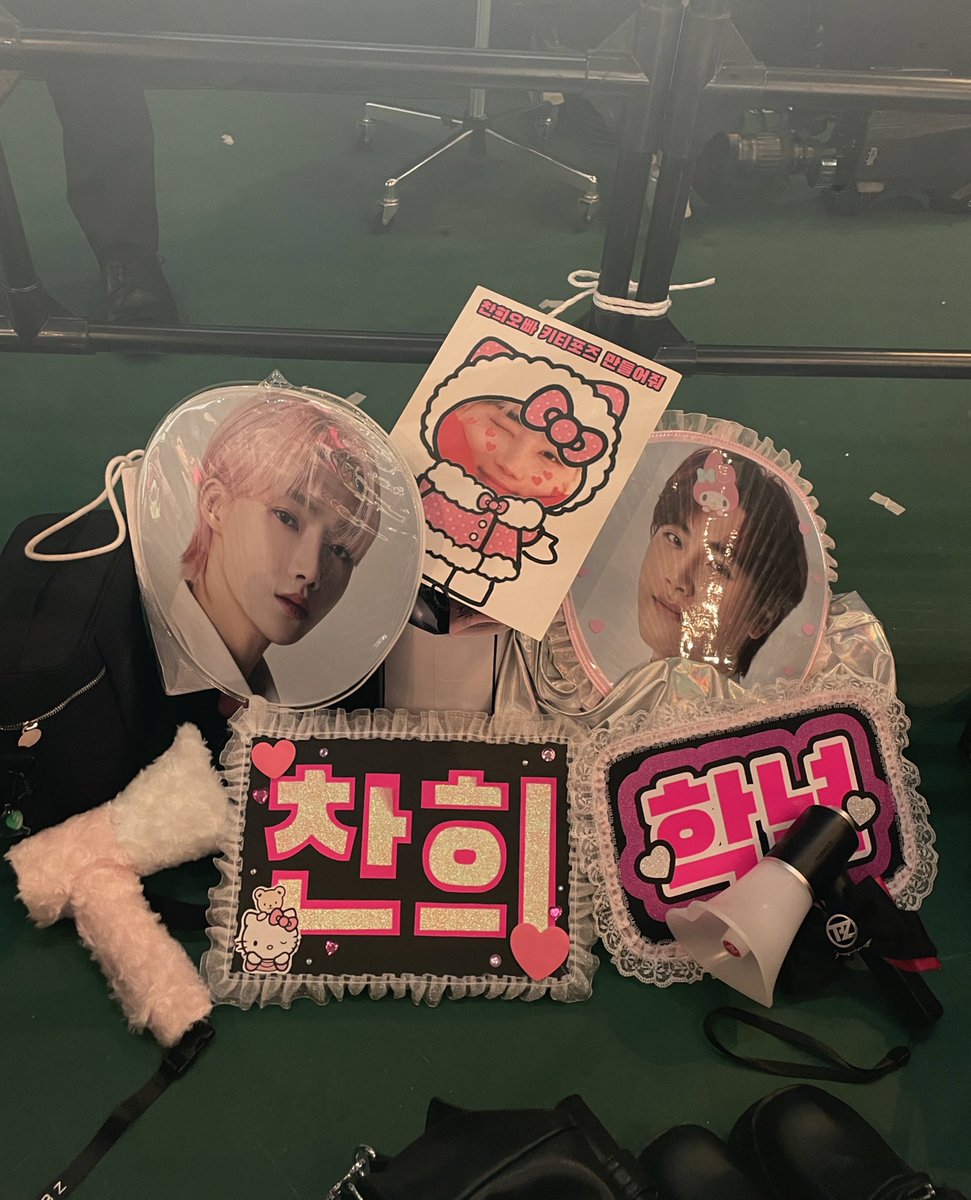 l09703's tweet photo. 더비존🖤 https://t.co/0jgxcYjTzX