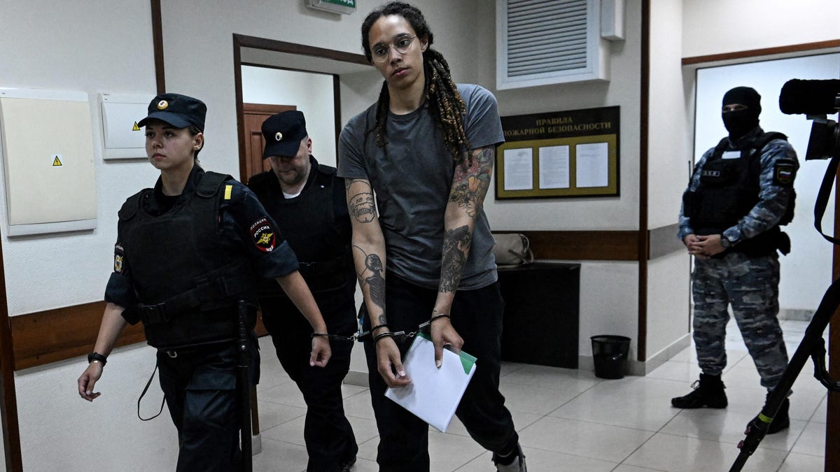 Brittney Griner Transferred to Russian Penal Colony, Whereabouts Unknown dlvr.it/ScV9Qv