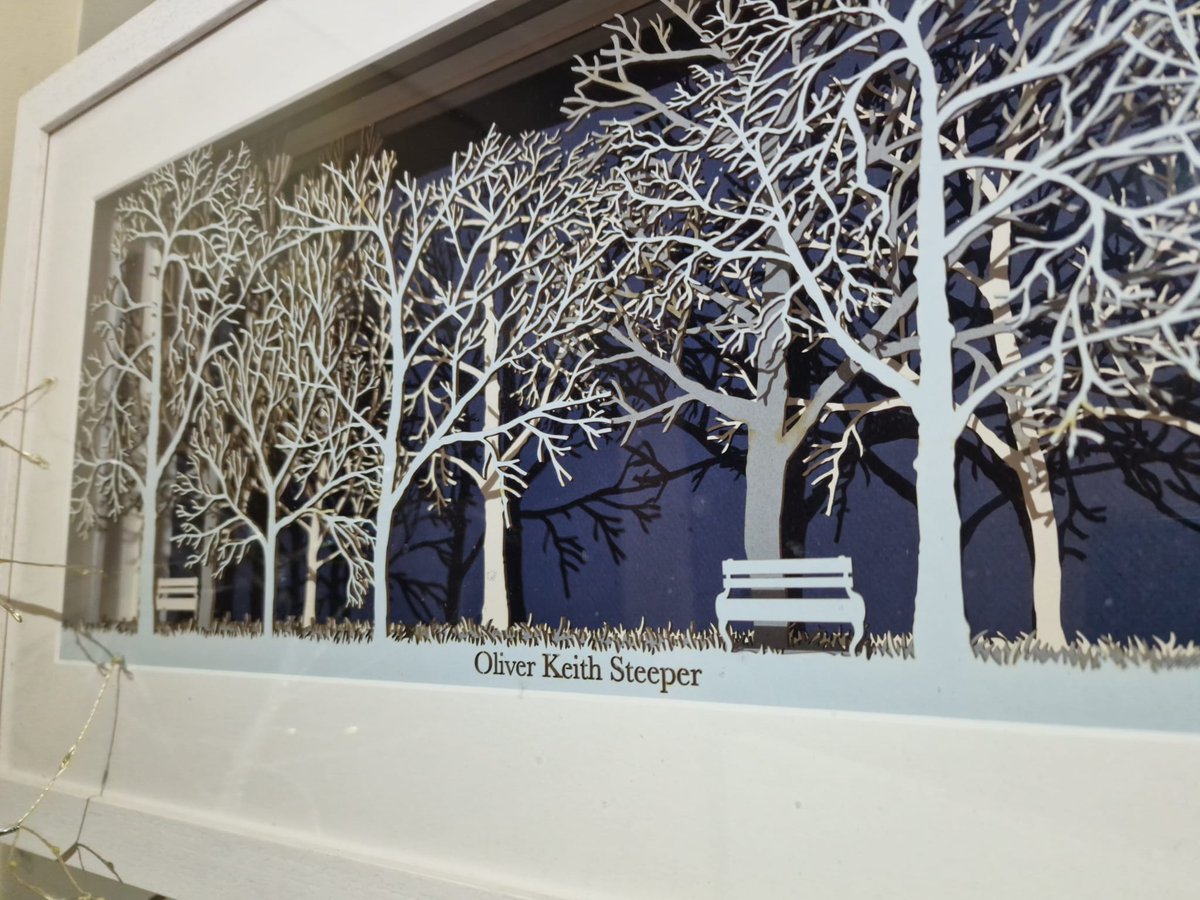 TOSFoundationUK's tweet photo. For a while now we have been wondering what to do with Oliver's ashes. Only at a craft fair we spotted this picture, his love of tree's and his memory bench incorporated, his ashes now are enclosed in the bottom (hidden). Finally at peace and with us at home 💙 #doesntgeteasier https://t.co/FaS66mCKYB