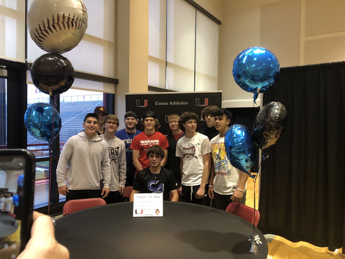 union_baseball's tweet image. Huge congrats to @TristanTJKing for signing at @CASCBaseball this morning.