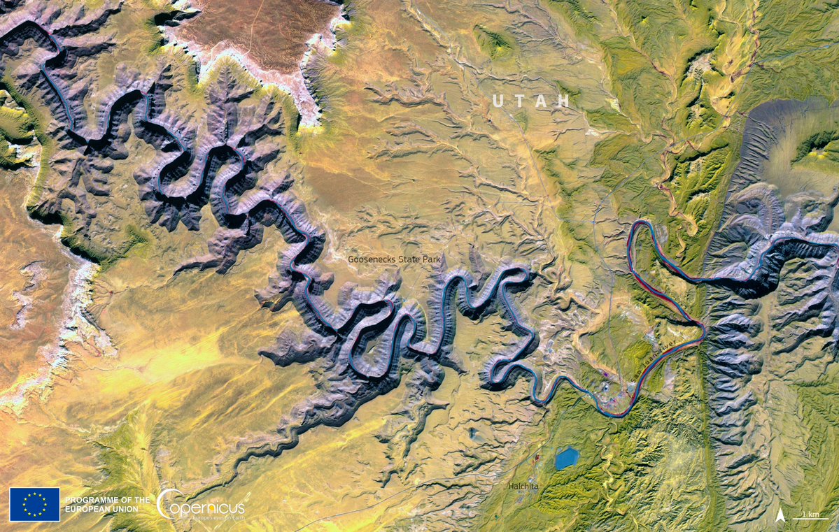 CopernicusEU's tweet photo. In North America, there are numerous sites that allow us to visualise the history of #OurPlanet📜

⬇️The Goosenecks State Park in Utah provides a spectacular view of the goosenecks (or entrenched meanders) even when observed from above🌍

#EarthArt by #Copernicus #Sentinel2 🇪🇺🛰️ https://t.co/WIS3vFw5y0