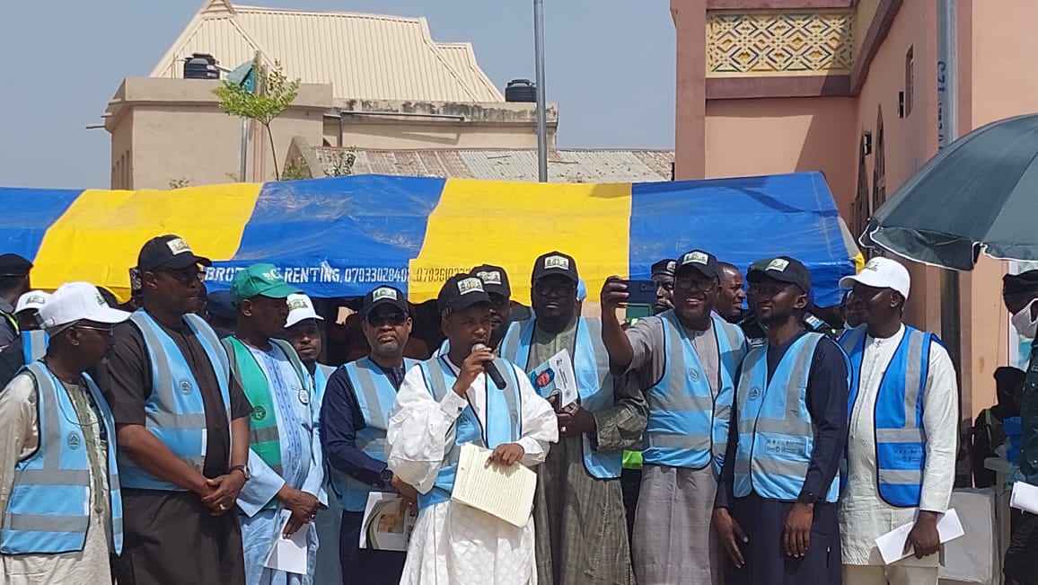 The SC delivering his remarks at the flag off ceremony for Integrated SIA ( yellow fever, RI and COVID-19 ) at the Emir's Palace, Gaya Emirate in Gaya LGA, Kano State
<a href="/mayanaabubakar1/">mayana Abubakar</a> 
<a href="/WMulombo/">W. Kazadi Mulombo</a> 
<a href="/DrHarunaAdamu1/">Haruna I. Adamu, PhD, MPH, MBBS, FRSTMH, MACE</a> 
<a href="/CWarigon/">Charity Warigon</a> 
<a href="/WHONigeria/">WHO Nigeria</a> 
<a href="/KSPHCMB1/">KSPHCMB</a>