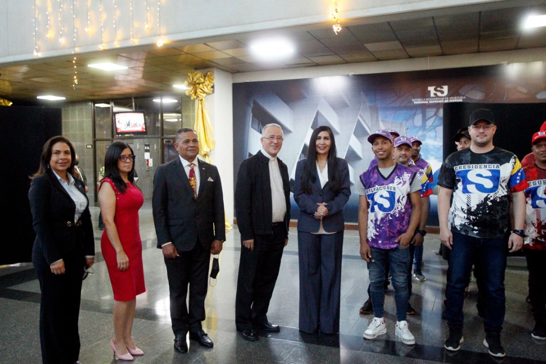 Presidenta del TSJ encabeza actos por la Semana Aniversario del Alto Juzgado, destacando el rol del TSJ para el desarrollo nacional tsj.gob.ve/displaynews/-/…