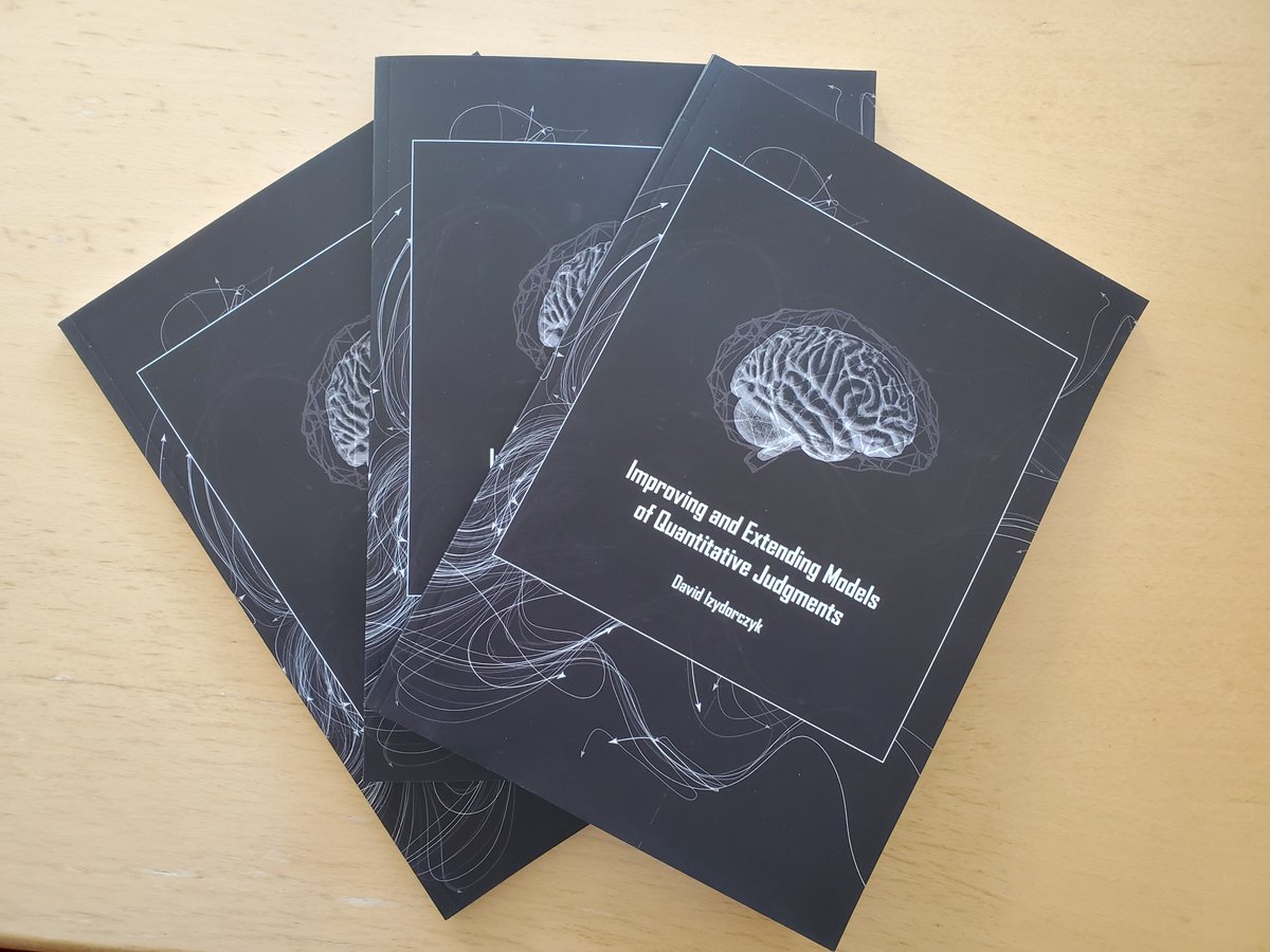 easydoorchick's tweet photo. Before everybody is leaving: I finally submitted my thesis a few weeks ago and I am very thankful for the many people who made this possible! https://t.co/5s7tXPD3Rl