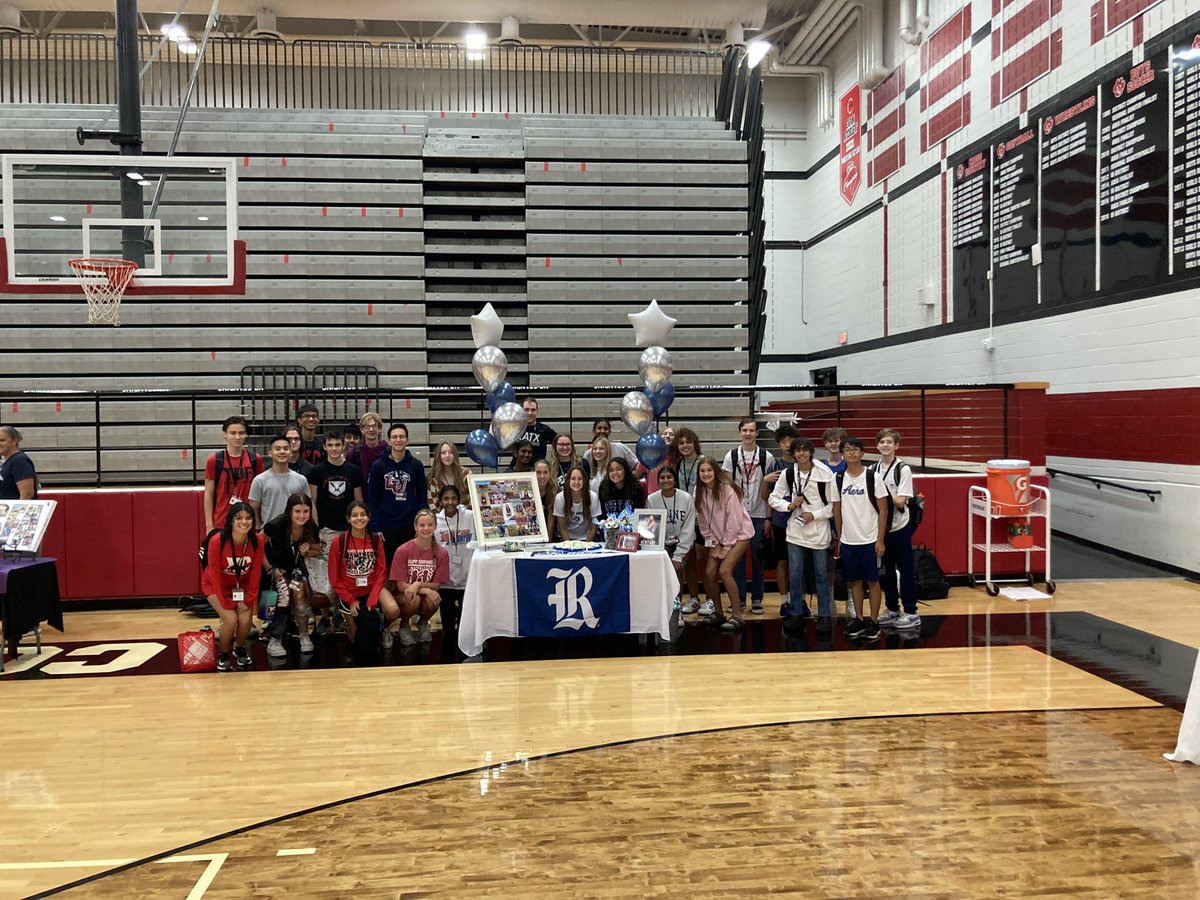 CHHS XC (@chhscxc) on Twitter photo Congrats to Gabbie Love on signing to run cross country and track at Rice University!!! We are so proud of you <a href="/GLove2023/">Gabbie Love</a> <a href="/RiceTFXC/">Rice TF & XC</a> is getting an amazing young lady ⚡️⚡️⚡️ Congrats to Gabbie Love on signing to run cross country and track at Rice University!!! We are so proud of you <a href="/GLove2023/">Gabbie Love</a> <a href="/RiceTFXC/">Rice TF & XC</a> is getting an amazing young lady ⚡️⚡️⚡️