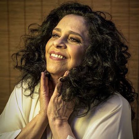 choquei's tweet photo. Meu Brasil brasileiro
Meu mulato inzoneiro
Vou cantar-te nos meus versos
O Brasil, samba que dá
Bamboleio, que faz gingar
O Brasil, do meu amor
Terra de Nosso Senhor
Brasil!
Pra mim, pra mim, pra mim

Descanse em paz, lenda! Para sempre em nossos corações, Gal Costa. 🇧🇷🖤 https://t.co/OvnEMMjqOg