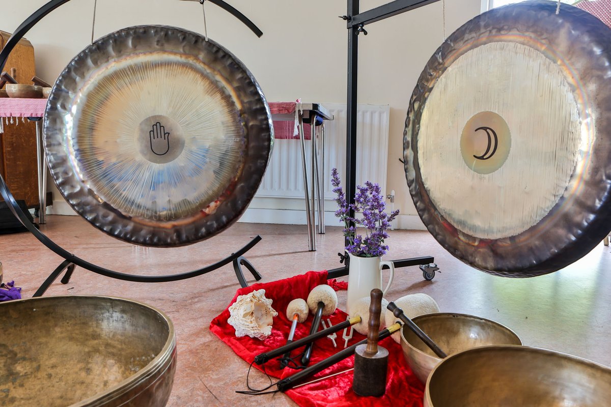 JohannaSound's tweet photo. So much gentle sound, so much to feel - TONIGHT, exclusively in @GNM_Hancock - Planetary Gongs in the Planetarium - as part of the @BeingHumanFest #BeingHuman2022 #Newcastle https://t.co/HSkpEnxBf1