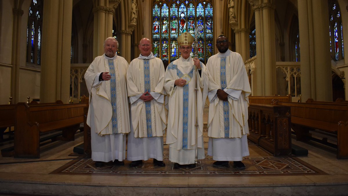 SalfordDiocese's tweet image. Congratulations to our new canons! During Mass at Salford Cathedral today, Rev Canons Michael Jones, Michael Job and Paul Daly were installed to the Cathedral Chapter. 

Read more and see the photos here: dioceseofsalford.org.uk/congratulation…

#cathedralchapter #canons #Catholic #Salford