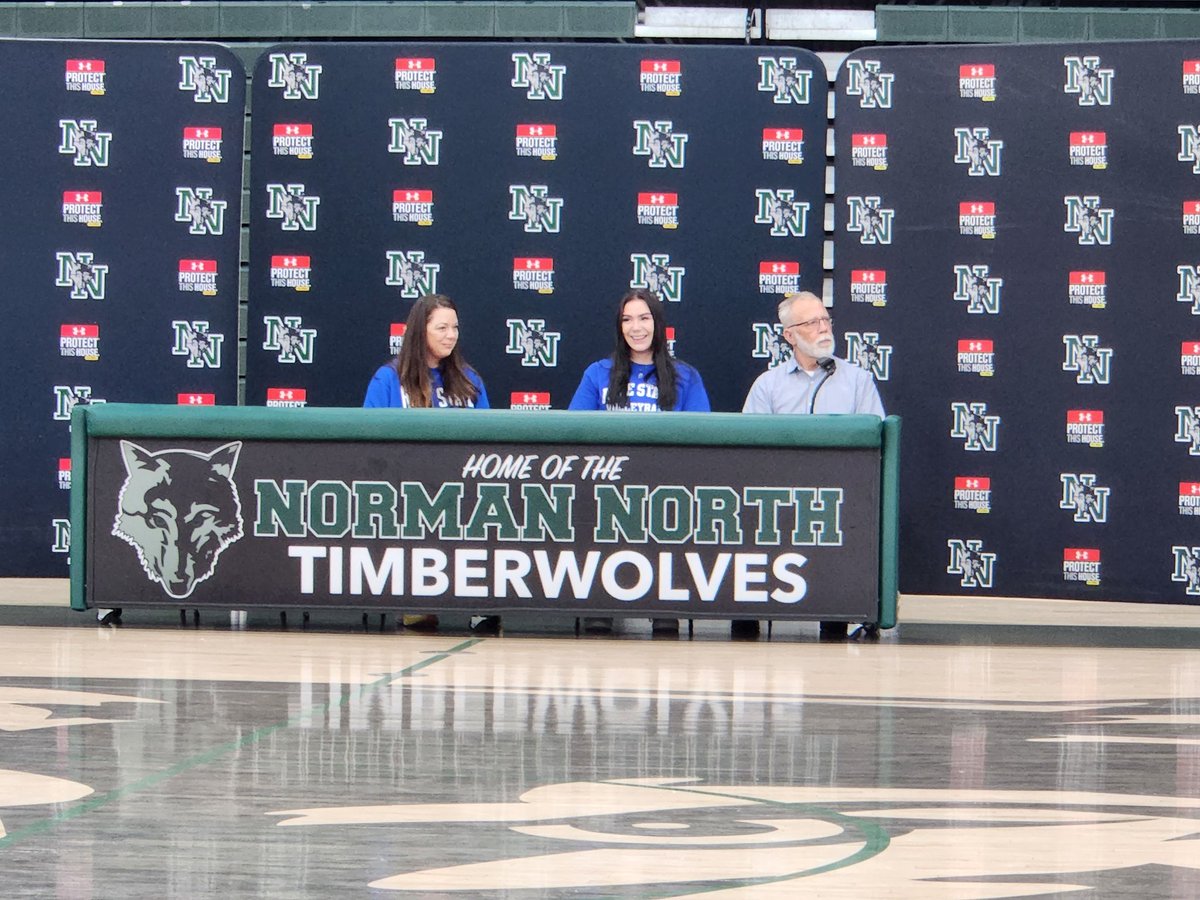 NormanNorthVB's tweet photo. Congrats Chloe signing with @RSC_volley !! π
#GoNorthVB #TWolvesProud #SigningDay https://t.co/zUOQzhtsIm