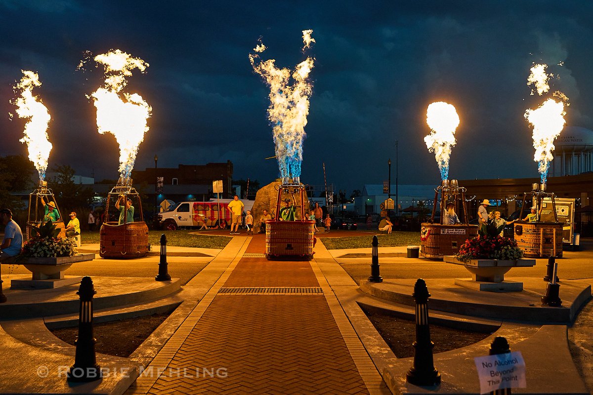 Today, we're grateful for Downtown Muncie! From Fire Up DWNTWN to the Three Trails concert series and all the other fun events this summer, the Downtown Development team did a great job of supporting an active, vibrant downtown. 

Photo credit Robbie Mehling