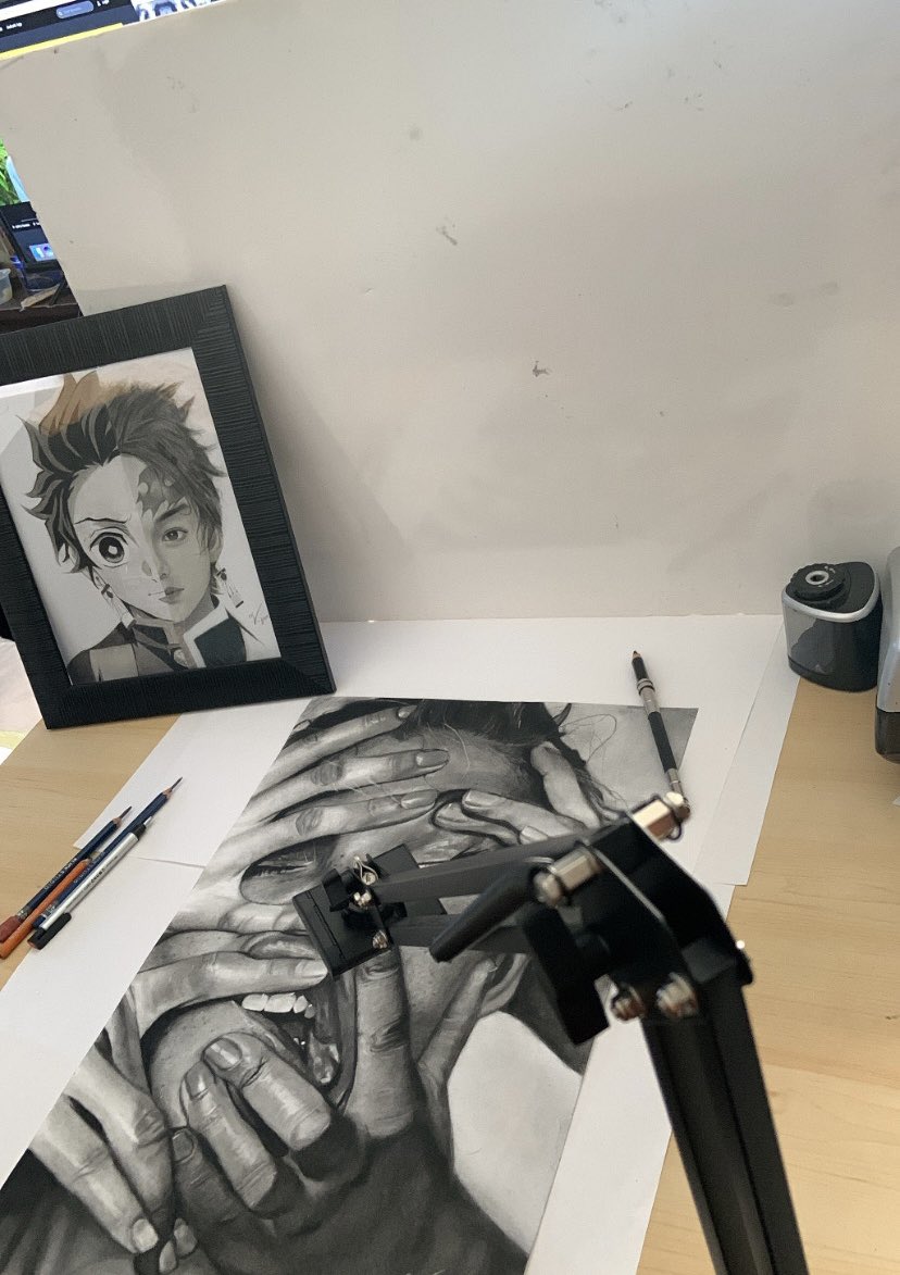 _PradaV's tweet image. Haven’t posted my art on here in a while💭