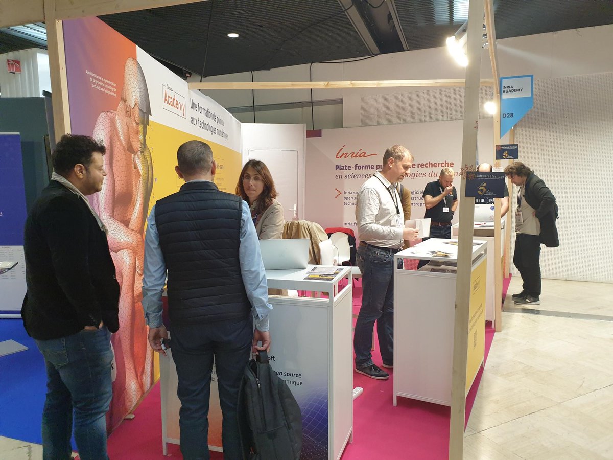 HubOpenSource's tweet photo. 🔵#OSXP2022 @OSXP_Paris🤩Rencontrez les membres @HubOpenSource @Pole_Systematic
avez-vous rencontré les équipes de l'@Inria @SWHeritage ?
Stand D28
#swh #softwarecommons #freesoftware #opensource https://t.co/FLI3UzihcH