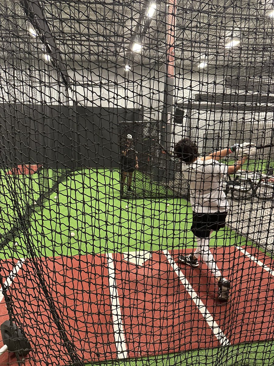 DFWPostGrad's tweet photo. 8 am Hitting MWF

#DubCity https://t.co/NvJXZbmBDB
