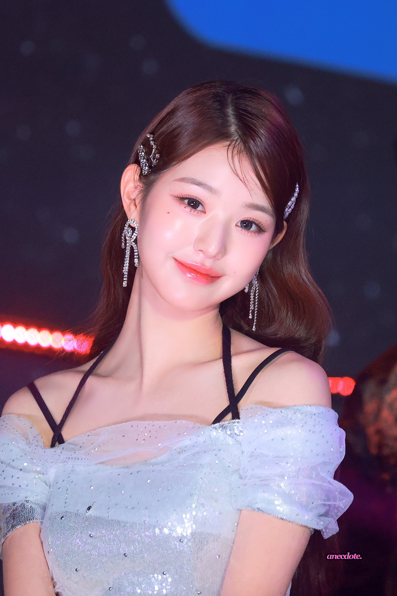 on-twitter-221108-ive-jangwonyoung-https