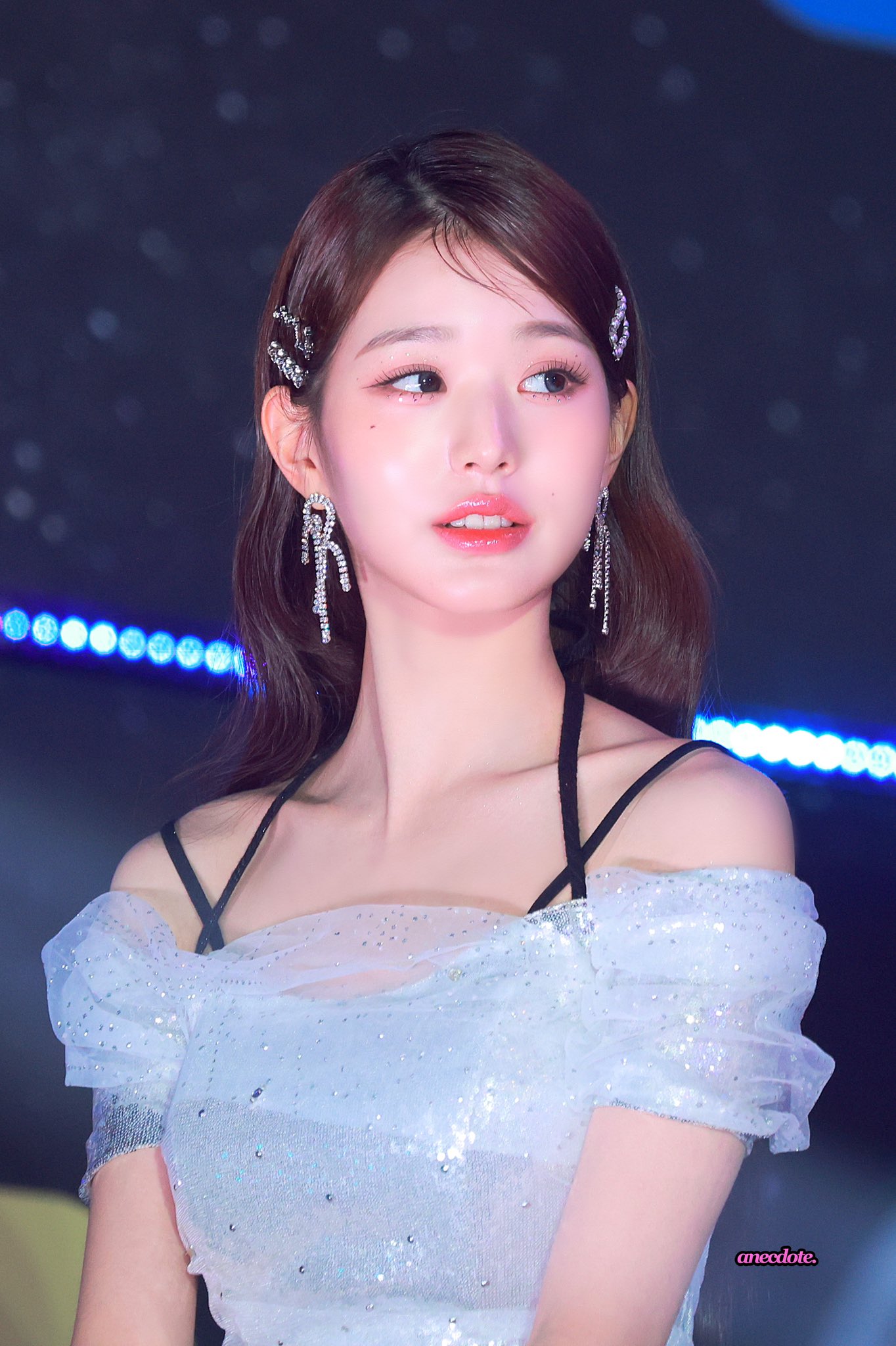 on-twitter-221108-ive-jangwonyoung-https