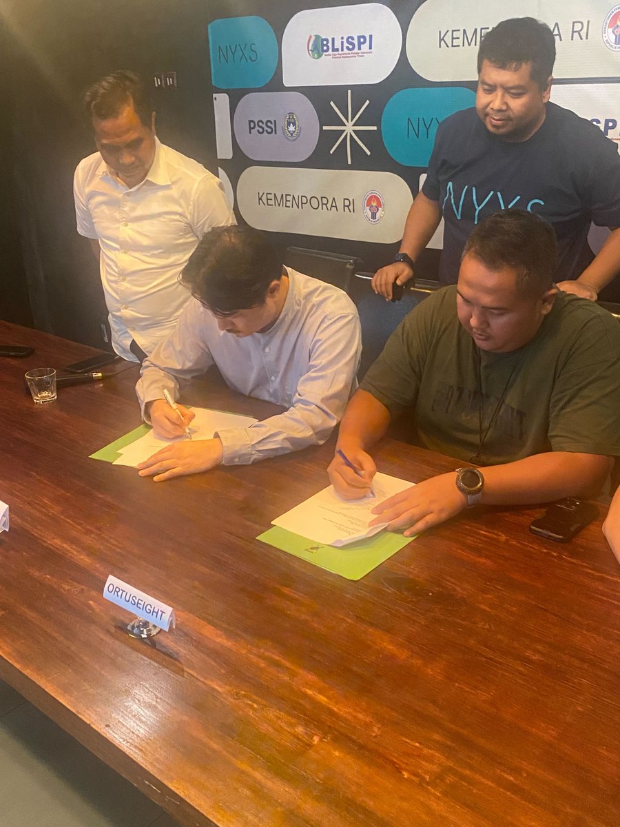 starzdotfun's tweet photo. #NYXS X #Ortuseight🥳!
🏅Top 1 Indonesian sports brand, Ortuseight, joined our amazing partnership😍🙌😎
Together, we can bring a bright future for Indonesian young athletes🤝 https://t.co/ReyYOfj9Zk