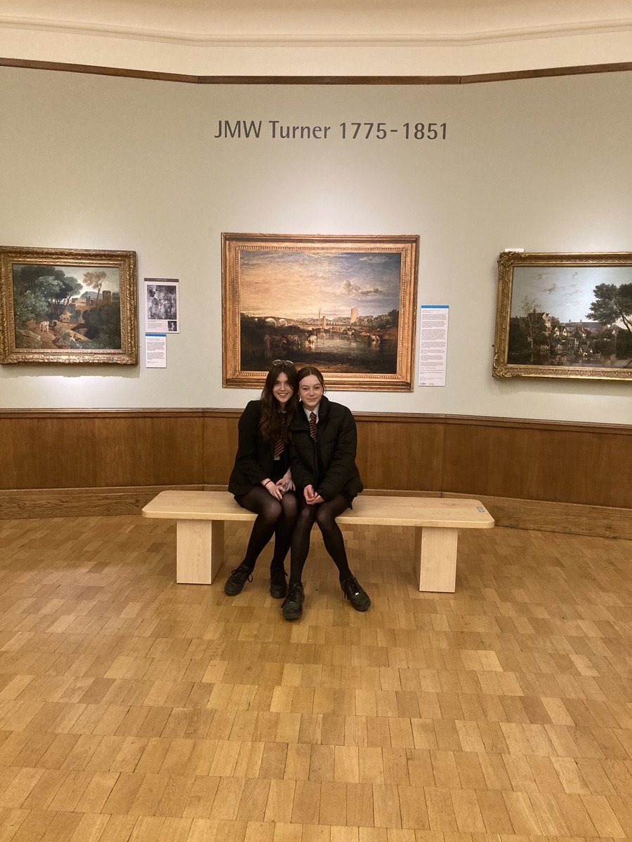 MrsArtJ's tweet photo. Yr 10s had an enriching experience at the Castle Museum Norwich today. They made some excellent observational drawings in the natural history galleries and explored the amazing work by the Singh Twins. https://t.co/lzPfyC4iQe