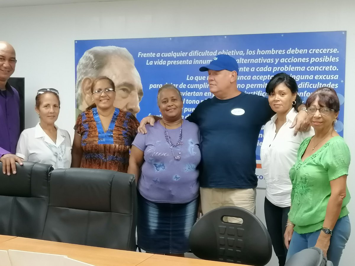 riccis_pa's tweet photo. Iniciamos el día con un importante intercambio en el #LFO para potenciar la evaluación de la solución CM95, producto del #CNEA con potencialidades de registro como medicamento de uso humano.#UCM_SC, #UniversidadDeOriente, #SantiagodeCuba,#CENCEC https://t.co/50rA2oPiwM