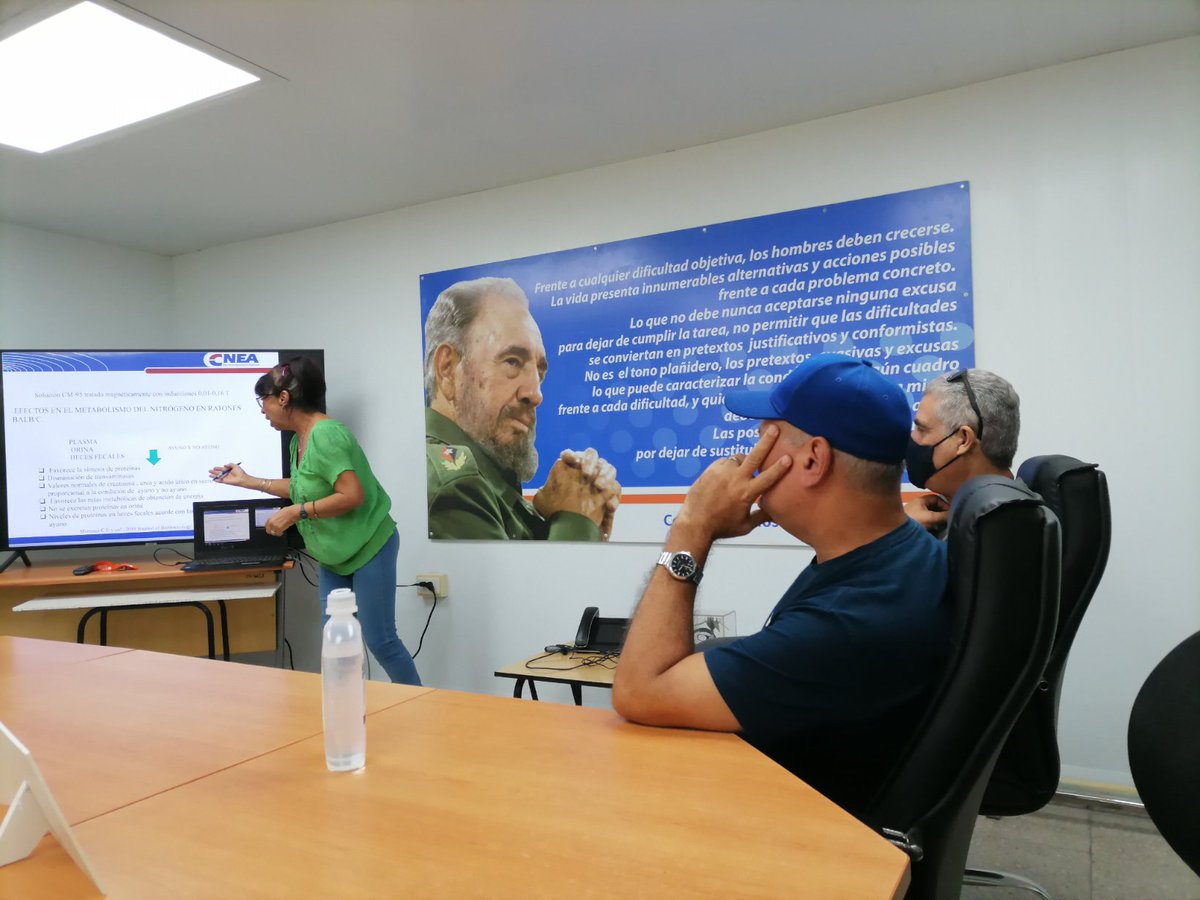 riccis_pa's tweet photo. Iniciamos el día con un importante intercambio en el #LFO para potenciar la evaluación de la solución CM95, producto del #CNEA con potencialidades de registro como medicamento de uso humano.#UCM_SC, #UniversidadDeOriente, #SantiagodeCuba,#CENCEC https://t.co/50rA2oPiwM