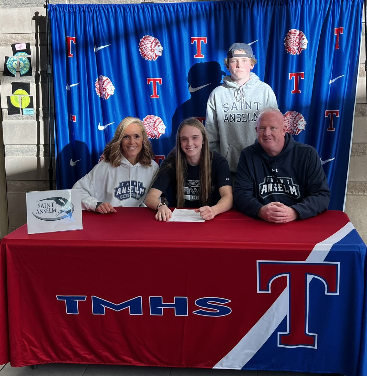 Officially a Hawk!! So excited for the next 4!!💙🤍 <a href="/STAHawksSB/">Saint Anselm Hawks Softball</a> <a href="/18uCovino/">Rip City Gold National</a> <a href="/SoftballRip/">Rip City USA Softball</a> @softball_tmhs
