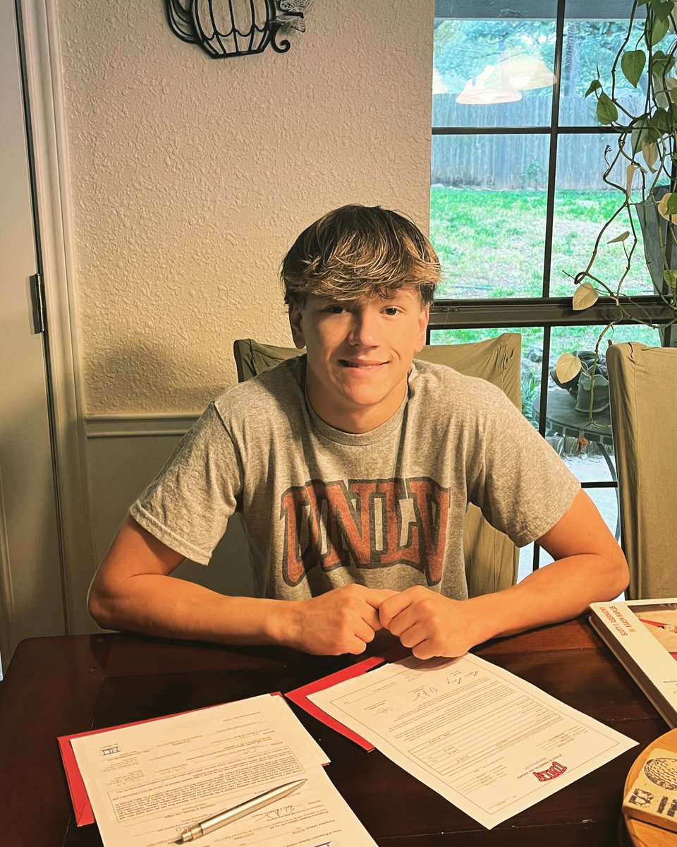 Huge congrats, Nate Thomason.  On to UNLV!  Go Wood!  <a href="/UNLV_Swim_Dive/">UNLV Swim & Dive</a>
