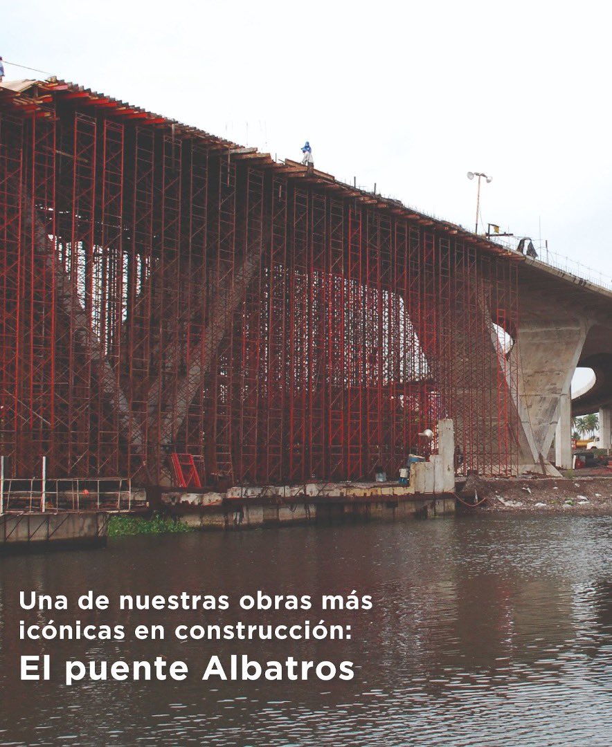 GRUPOTRADECO's tweet photo. Grupo Tradeco construyó el primer puente basculante en México, el Albatros. Este puente mejoró sustancialmente la comunicación y ayudó a evitar el tránsito a través de las calles de la ciudad
#GrupoTradeco #Tradeco  #VocaciónParaConstruir https://t.co/mZicCBDSia