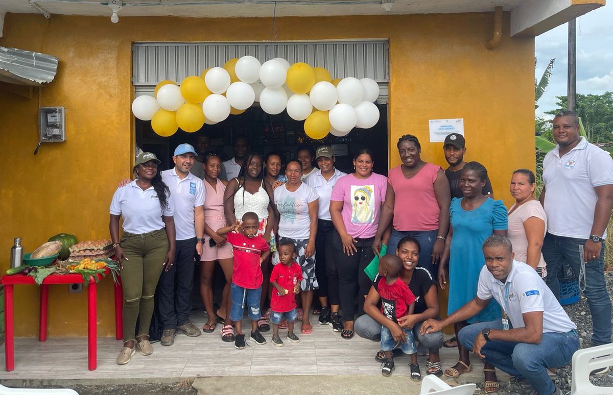 RenovacionCo's tweet photo. ✊En el marco de este proyecto que también beneficia al municipio #PDETE Riosucio, entregamos 2️⃣tiendas comunitarias en Pedeguita y San Andrés, construidas y dotadas con productos para venta, servicio de internet, emprendimientos de pesca, pollo y panadería, y electrodomésticos. https://t.co/9MobnF28SS