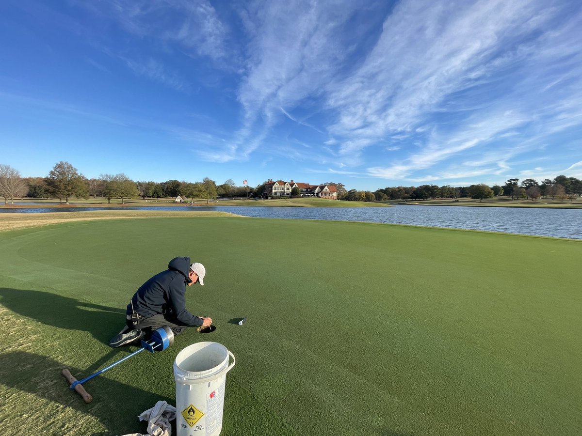 Great morning getting the <a href="/spiio_official/">Spiio</a> temp data ready for winter/spring. I think that hyper-local in ground temp data can play a key part in preventing Winterkill