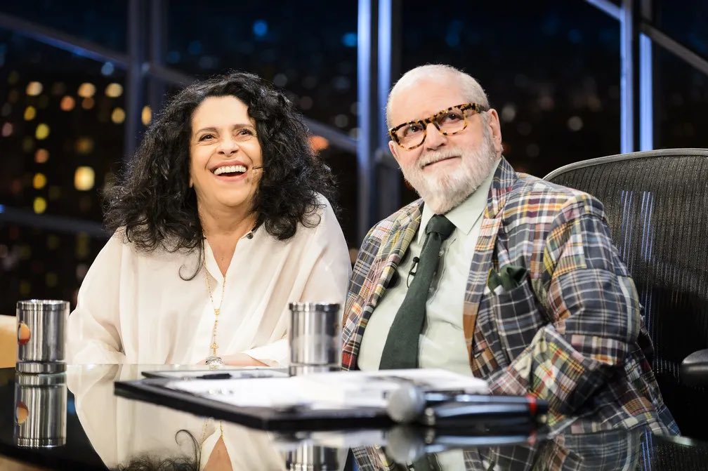 A música brasileira perde mais uma pérola importante que estará eternizada em nossas vidas com a bela voz e poesias, que fizeram parte de nossas vidas. Descanse em Paz <a href="/GalCosta/">Gal Costa</a>