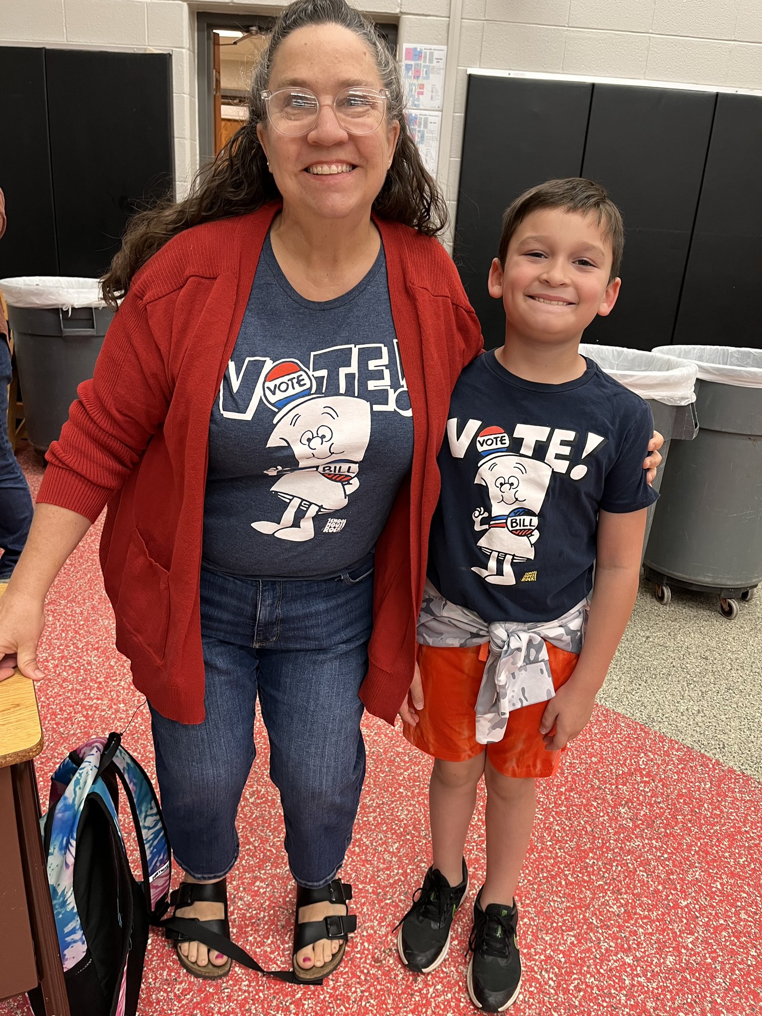 Mahaffie Elementary on Twitter "How cute ! Mrs. Legg and a 2nd grade