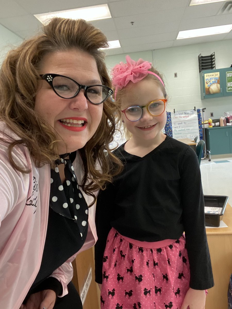 CPES_Ballstars's tweet photo. 50th day of school!! https://t.co/a3nGErfS2Z