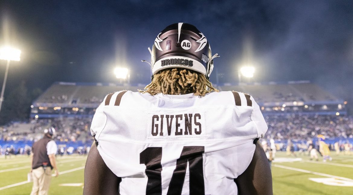 I will be entering my name into the transfer portal in 4 weeks. My time at Western Michigan opened up various doors and relationships with teammates and coaches for which I am very blessed. Time for a new path. Thank you Broncos and Bronco Nation🐴 <a href="/coachJClegg/">Justice Clegg</a> <a href="/TritonNation/">Iowa Central Football</a>
