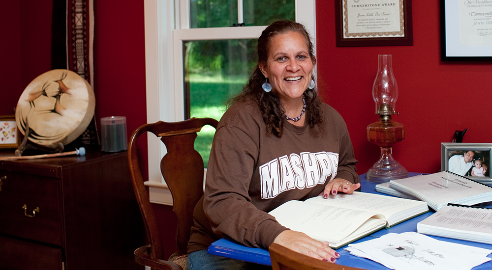 #NativeHeritageMonth ~ Brava to Jessie Little Doe Baird, SM '00 Linguistics, on being selected one of the century's most influential women. An indigenous language preservationist, Baird has revived use of the once-extinct Wampanoag language. @MIT_alumni bit.ly/JLDBCentury