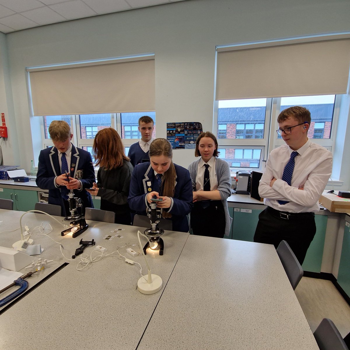 SHS Physics Dept tweet media