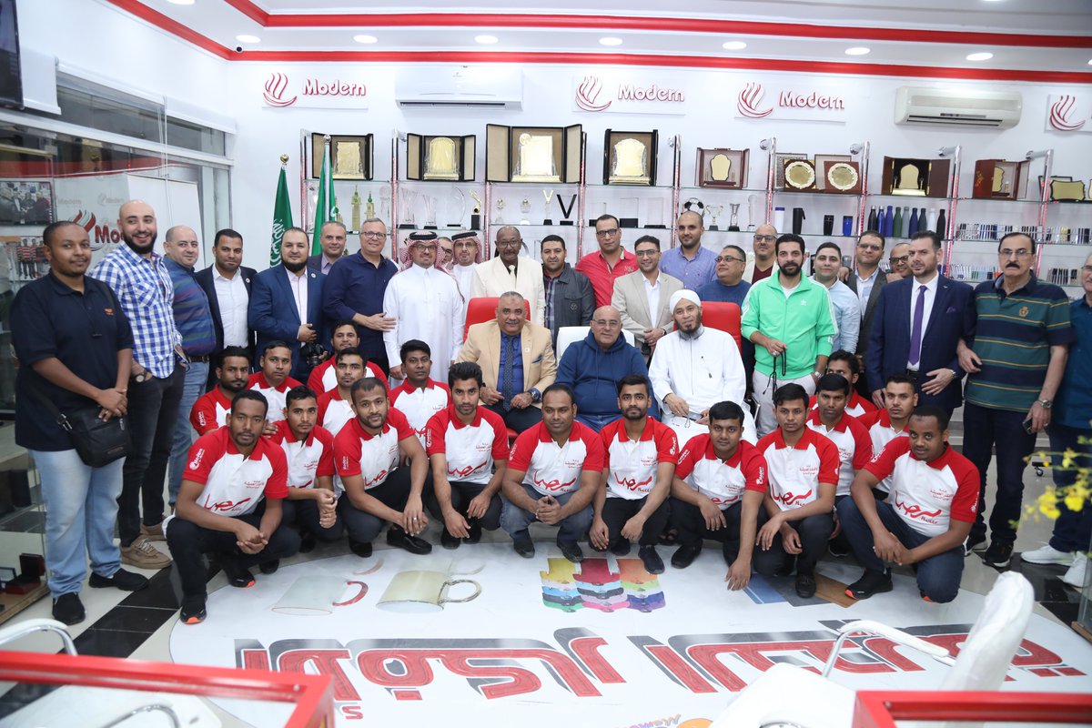 لقطات من افتتاح الفرع الخامس للشركة بالعليا - حي الورود