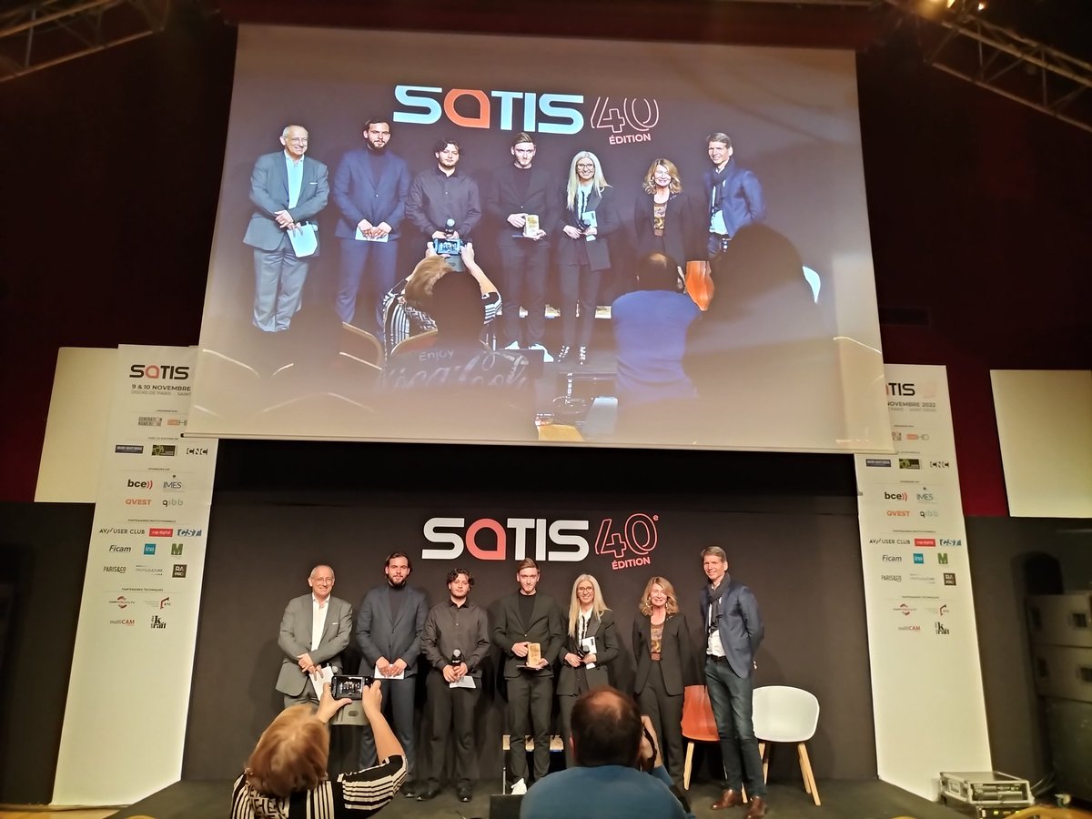 Human2Sport's tweet image. Cérémonie de remise des prix✨ #H2S2022 @satisexpo Le projet HÉRITAGE remporte le 🏆 Prix L'héritage by @onepoint

↘️HERITAGE : Application qui enrichit l’expérience-spectateur à travers des maps, des trajets d'intérêt, des quiz, un blog et un feed d’actualités. 
👏👏👏