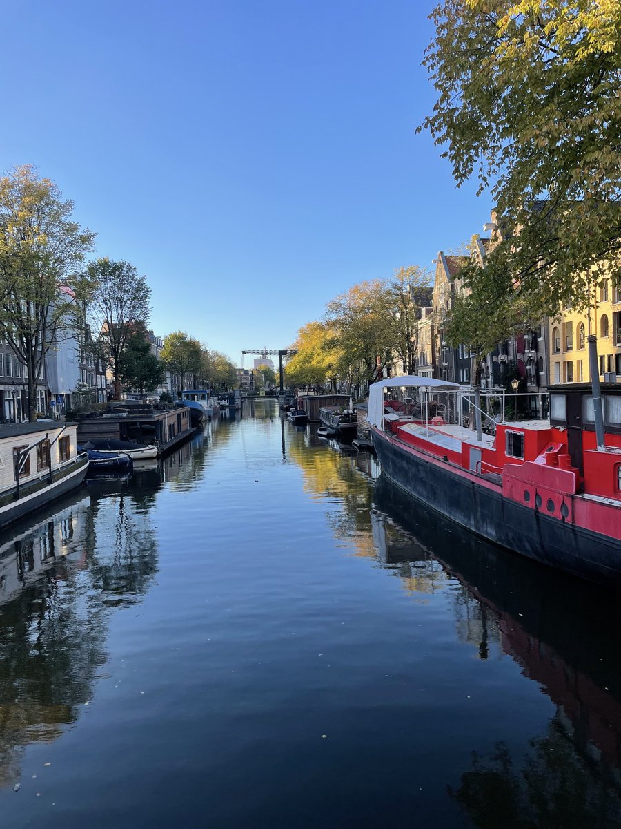 PRB51's tweet image. Amsterdam 
3w ago
Far more canals than I expected 
40% of Netherlands 🇳🇱 is below sea level