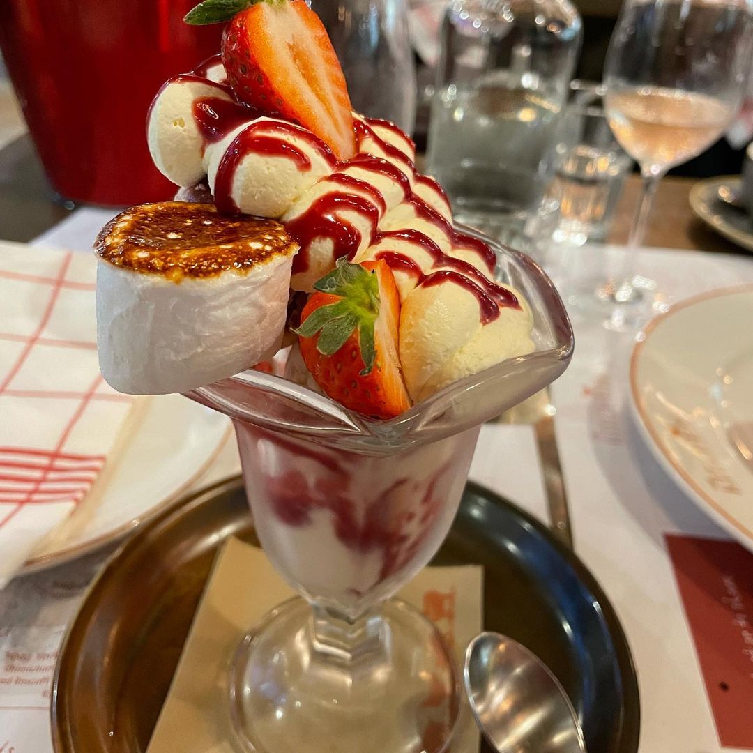 There's always room for divine desserts at The Kitchen...

📸IG: stvtomas

#chewtonglen #thekitchenatcg #jamesmartin