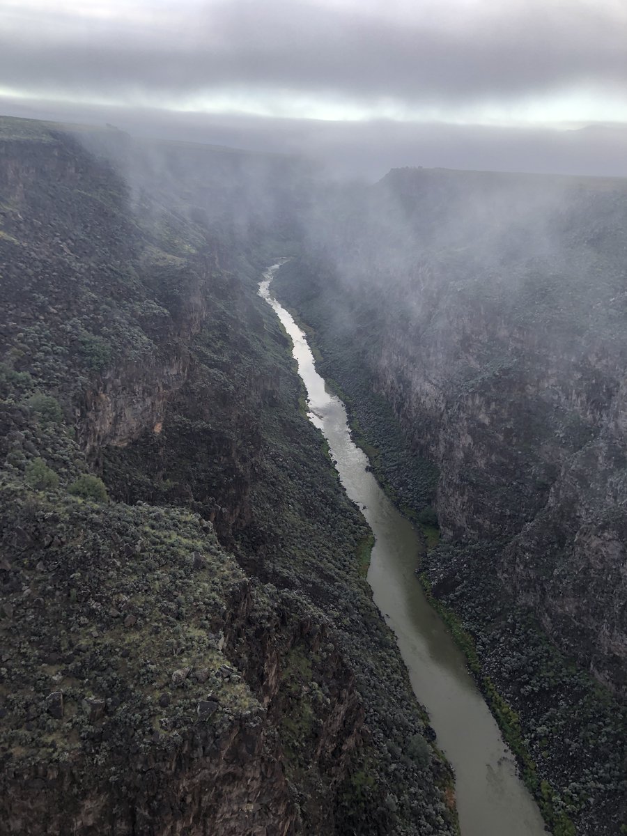 Bob_Mayer's tweet photo. I just published AllWhoWander: Road trip review: From Knoxville to Monument Valley Avoiding Interstates https://t.co/JLVVWB78E9 #Travel #driving #bookdocking #camping https://t.co/aC1Ak8Yepo