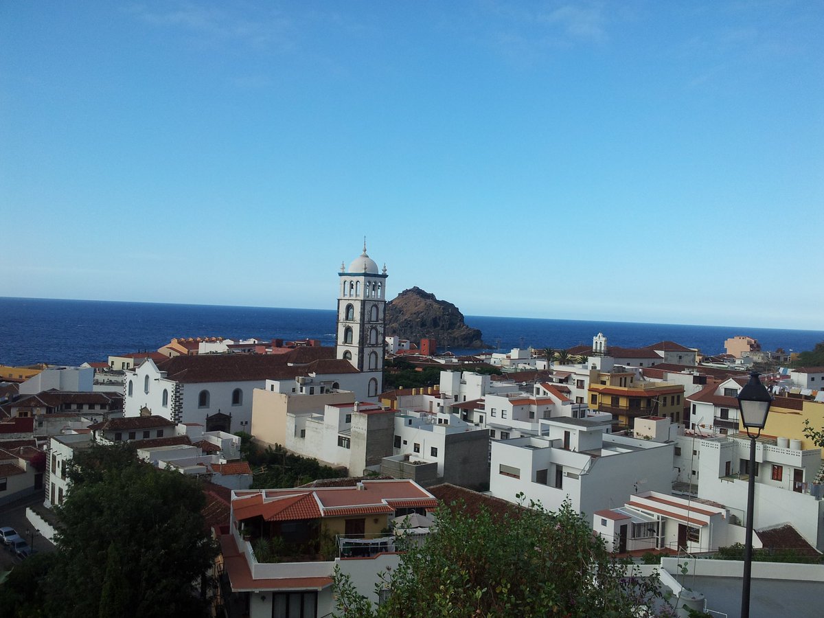 goingaroundTF's tweet photo. Garachico: The name of the municipality comes from the rock that is found on its coast. Guanche origin (Gara= Roque; mountain; water; rock) #Garachico https://t.co/wCvIVtCfW9