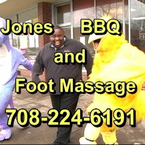 Jones BBQ and Foot massage will be partnering up with CoD to give you an exclusive operator skin and weapon charm when you buy the BBQ foot massage combo.