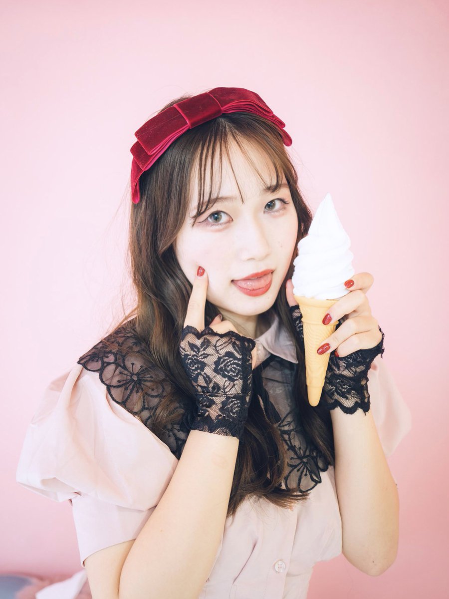 shirahana_chan_'s tweet photo. アイスクリームはいかが？🍦 https://t.co/9Q3b2FCUON