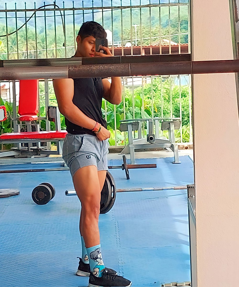 ValenteTavo's tweet photo. 🤤
#gym #viral #leaked #TwitterTakeover #acapulco https://t.co/V35X6uMJ7r