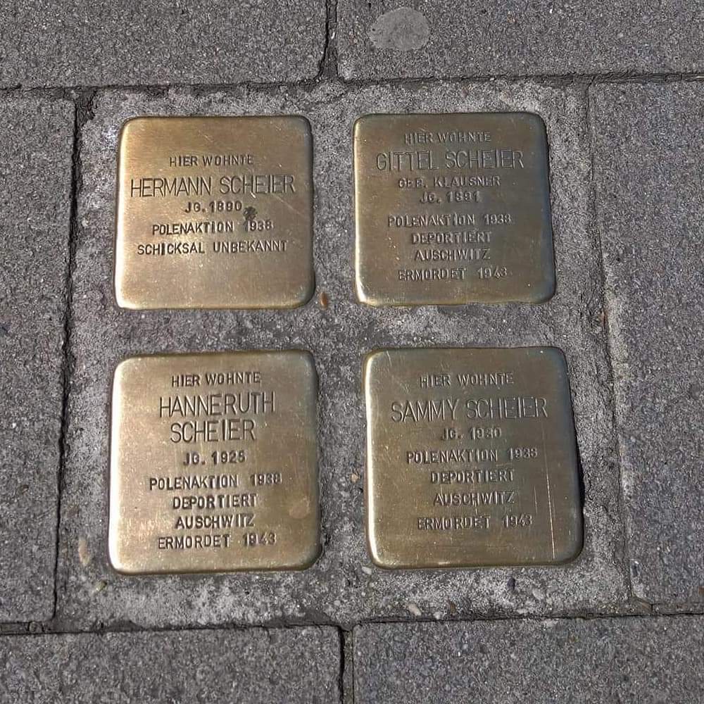 DanielHeithorn's tweet photo. #NeverForget
#Stolpersteine
#StumblingStones
#StumblingBlocks
#Kristallnacht
#NightOfBrokenGlass
#Muenster
#NieWieder
#NeverAgain
#WehretDenAnfaengen https://t.co/jzDzs7Tl9C