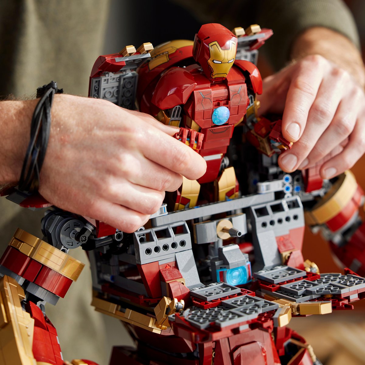 LEGO on Twitter "Assemble an amazing Iron Man tribute with the