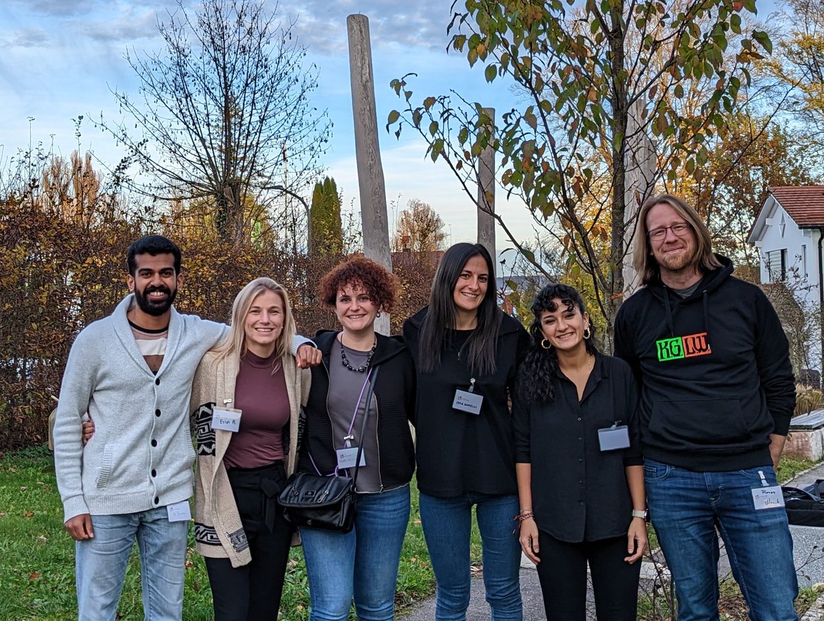 Thanks to <a href="/epigeneticsHMGU/">Epigenetics Research at Helmholtz Munich</a> and the organisers for a great retreat! A few voices lost after karaoke😅! Really nice to have our new PhD student Sude (<a href="/sudebess/">Sude Beşkardeş</a>) join the retreat on her very first day in the 'lab'. Welcome!