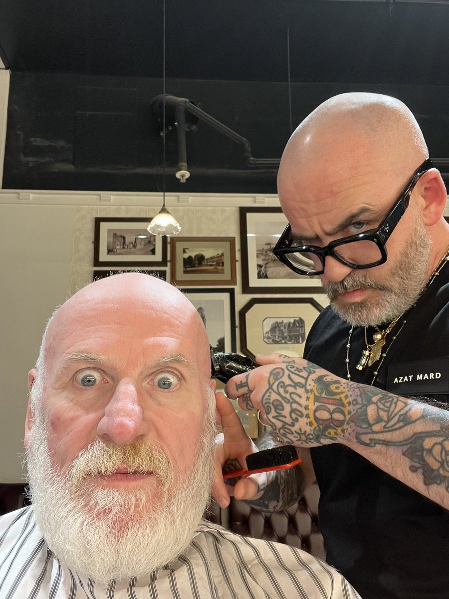 Who this new apprentice <a href="/BarberBarberuk/">BarberBarberUK💈</a> ??
<a href="/Johnny_BaBa/">Johnny BaBa</a>