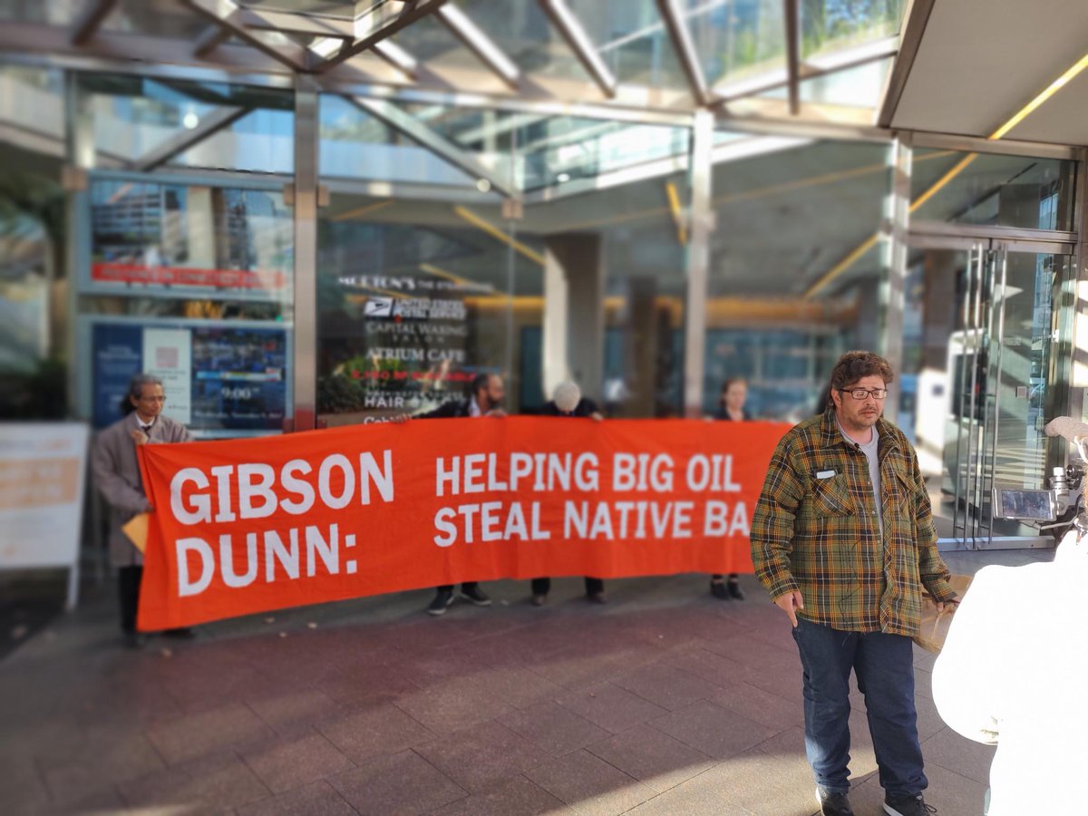 ICTPressPool's tweet image. Indigenous organizers and allies fight for Indian Child Welfare Act. Lobby of Gibson Dunn law firm in Washington D.C. shut down. indiancountrytoday.com/the-press-pool… via @IndianCountry #ICTPressPool