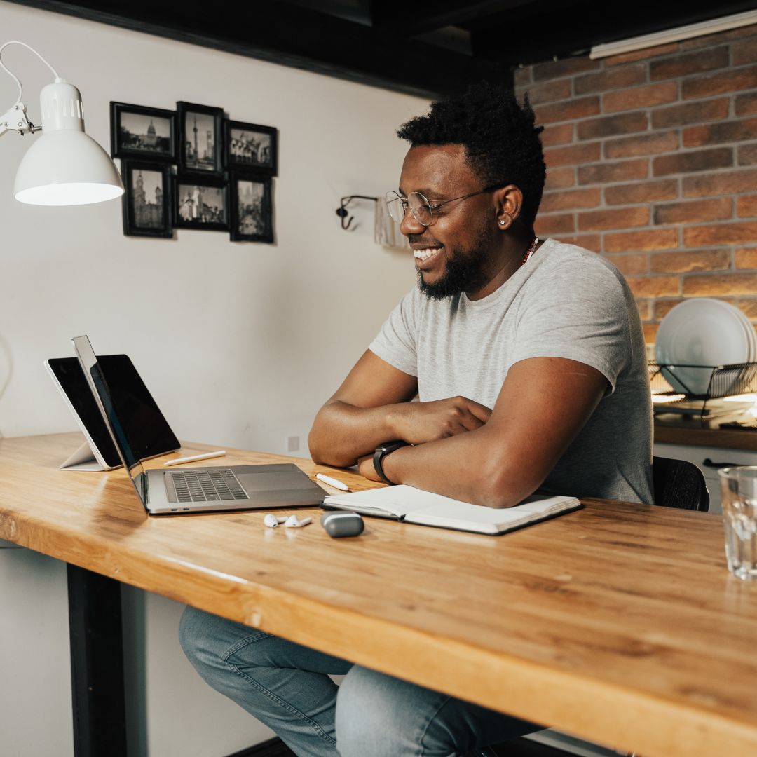 TopSpeedData's tweet image. #DYK the number of annual minutes spent on Zoom is now over 3.3 million? #WorkStat