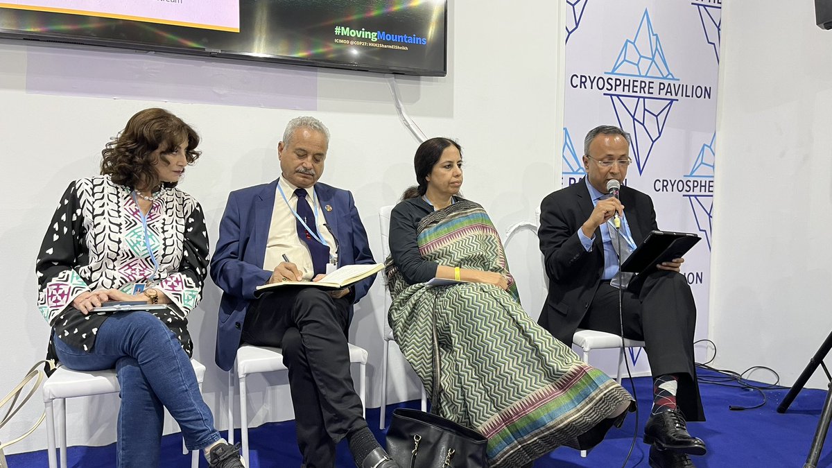 Dr KP Oli, chairperson @NTNC highlighted the common problems of too much & too little  in #HKH region & reiterated all HKH countries to come together to deal with the problem including climate change related impacts.  #Cop27 #CryospherePavilion @ICIMOD @AustralianWater @KandelPem